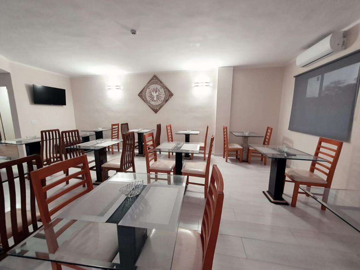 Charles Hotel Porto Ferreira Bagian luar foto